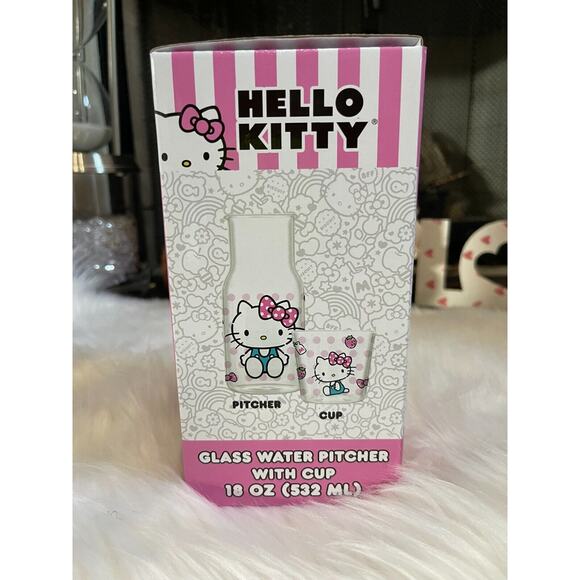 Sanrio Hello Kitty Pink 18-Oz Glass Pitcher and 8-Oz Cup Strawberries & Bows - Picture 2 of 4